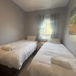 Scenic River Shannon Three Bedroom House Prázdninový dům Carrick on Shannon